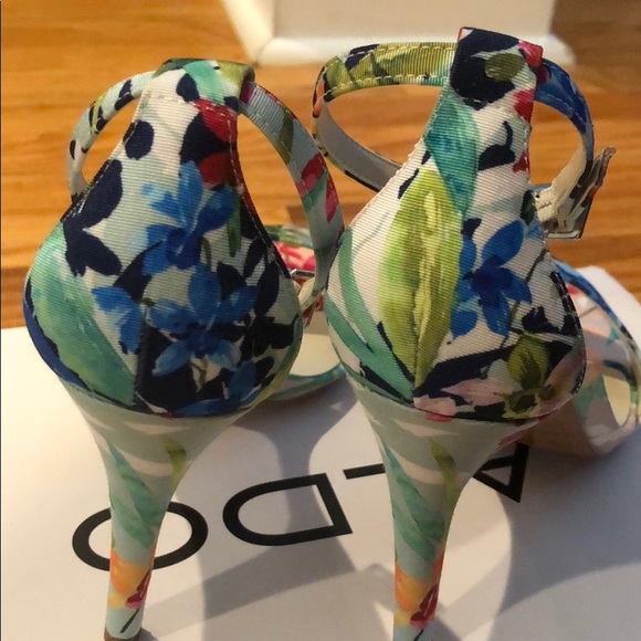 NIB New Aldo Ibenama Floral Pumps Heels Size 7 - Picture 3 of 5